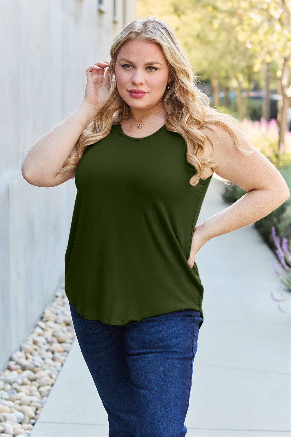 Basic Bae Full Size Round Neck Tank